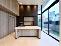 Opera Estate (D15), Terrace #559215881